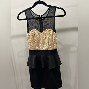 Speechless Gold Sequin black dress size small